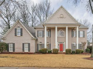 952 W Powell Rd, Collierville, TN 38017