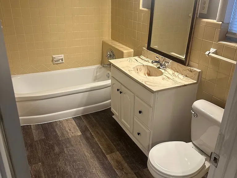 1154 Lakewood Dr — Photo 4