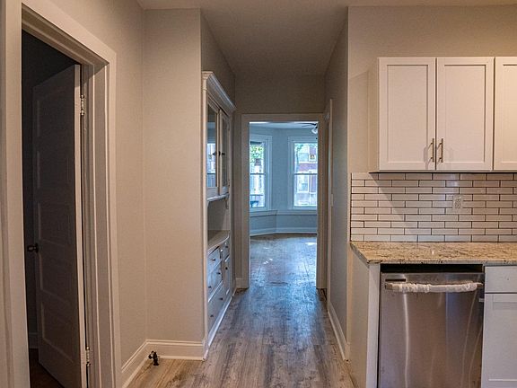 3rd image of 4517 N Drake Ave #1