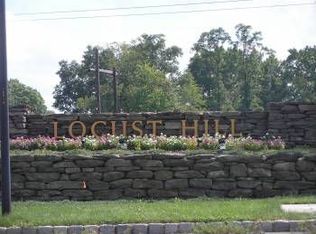 16 Locust Hill Blvd, Hamilton, NJ 08691