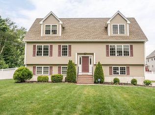 32 Hopkins St, Wilmington, MA 01887