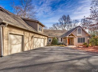 144 Running Fox Rd, Sapphire, NC 28774