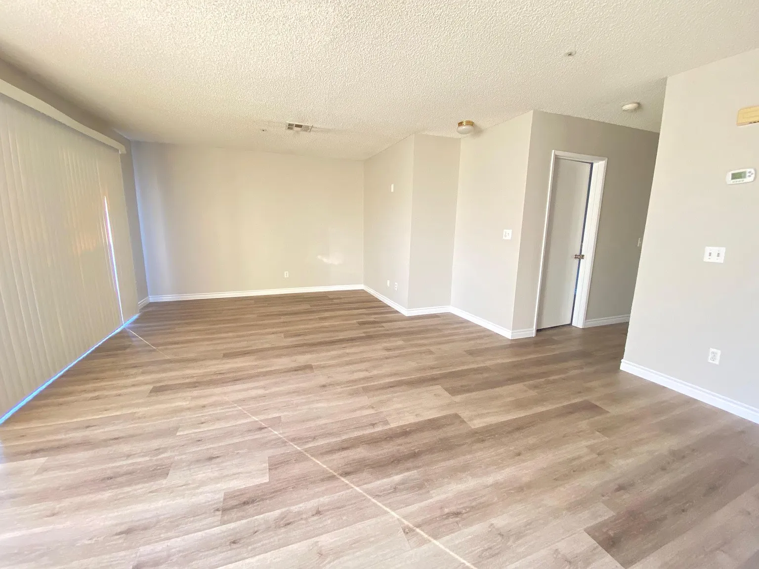 4 bed, 1699 sqft, $3,495 — Photo 3