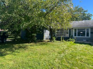 3220 Hendricks Rd, Robbins, IL 60472