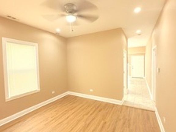 4th image of 9738 S Avenue L #1