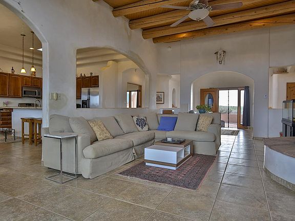 5th image of 10 Mesa Encantada Ave