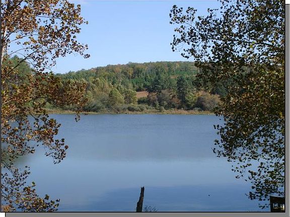 3rd image of 940 Cove Lake Drive