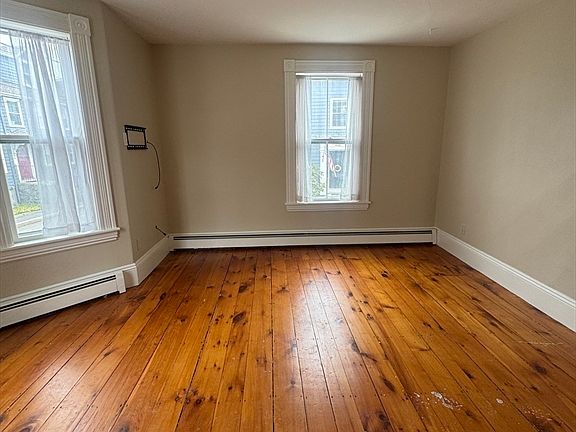 2nd image of 9 Darling St #1