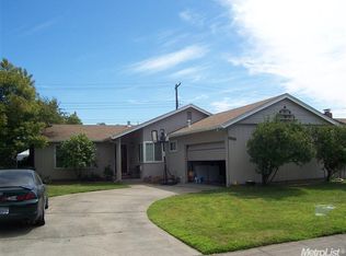 1436 W Elm St, Lodi, CA 95242