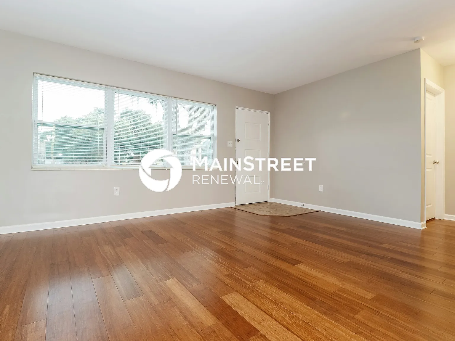 723 Sunset Dr — Photo 4