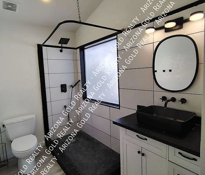 1024 E Sunburst Ln #SUNBURST — Photo 16