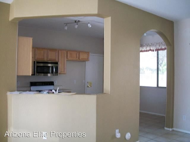 1st image of 14288 W Lexington Ave
