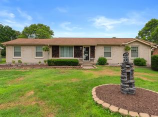 216 Southburn Dr, Hendersonville, TN