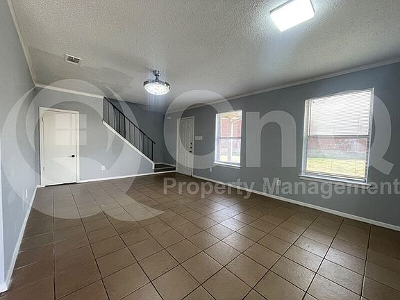 4th image of 3947 N Garland Ave APT 2