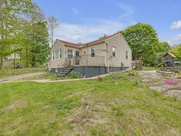 3 Jackson Road, New Fairfield, CT 06812