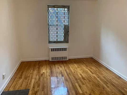 Rented by Showcase Realty | media 12