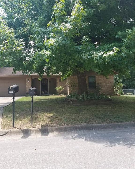 1st image of 2733 W Dove Dr