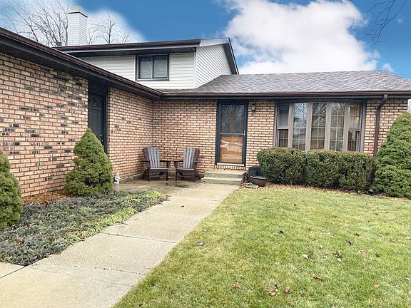 2nd image of 1008 Pheasant Dr