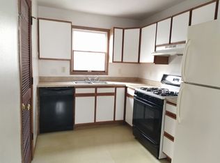 320 Stone Dr #A, Goshen, IN 46528