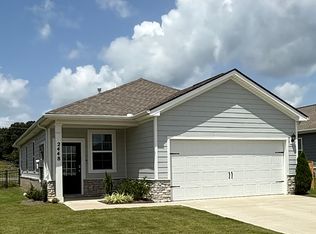 2448 Quinn Dr, White House, TN 37188