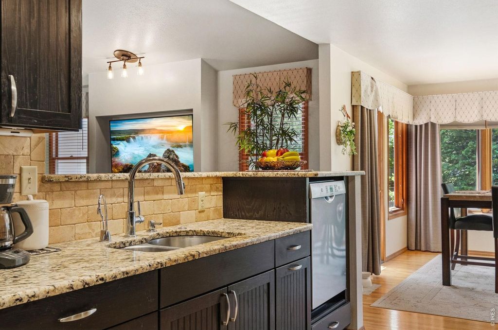 1313 Silk Oak Dr