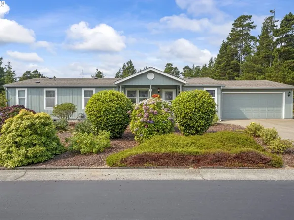 138 Evergreen Ln, Florence, OR 97439