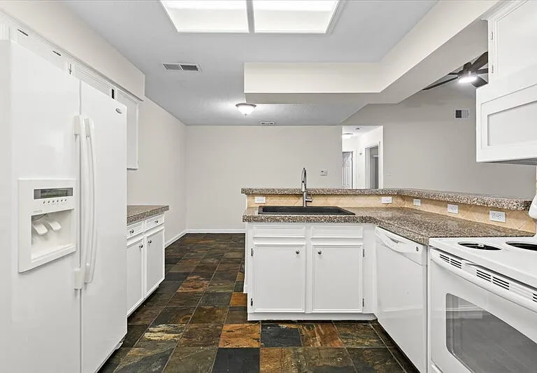 361 Fantail Loop — Photo 14