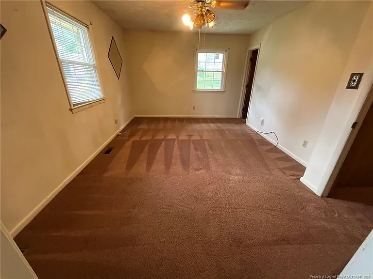 2235 Memory St — Photo 25
