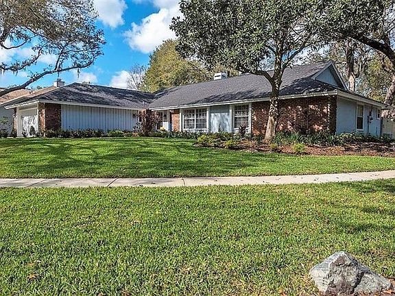 2nd image of 246 Shady Oaks Cir