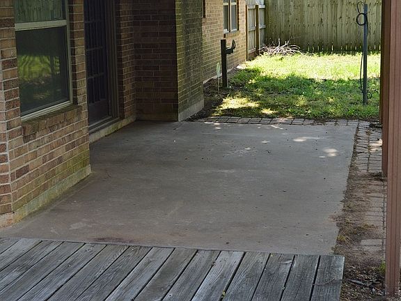 2nd image of 5315 Hollyhock Ln