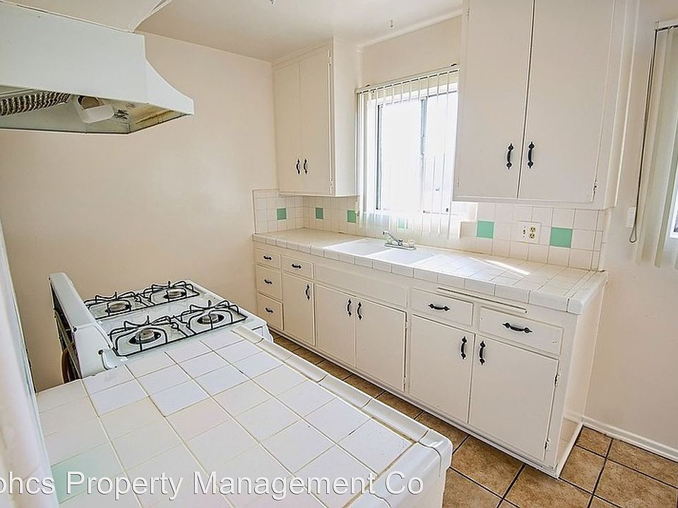 1st image of 919 S Flower St APT 10