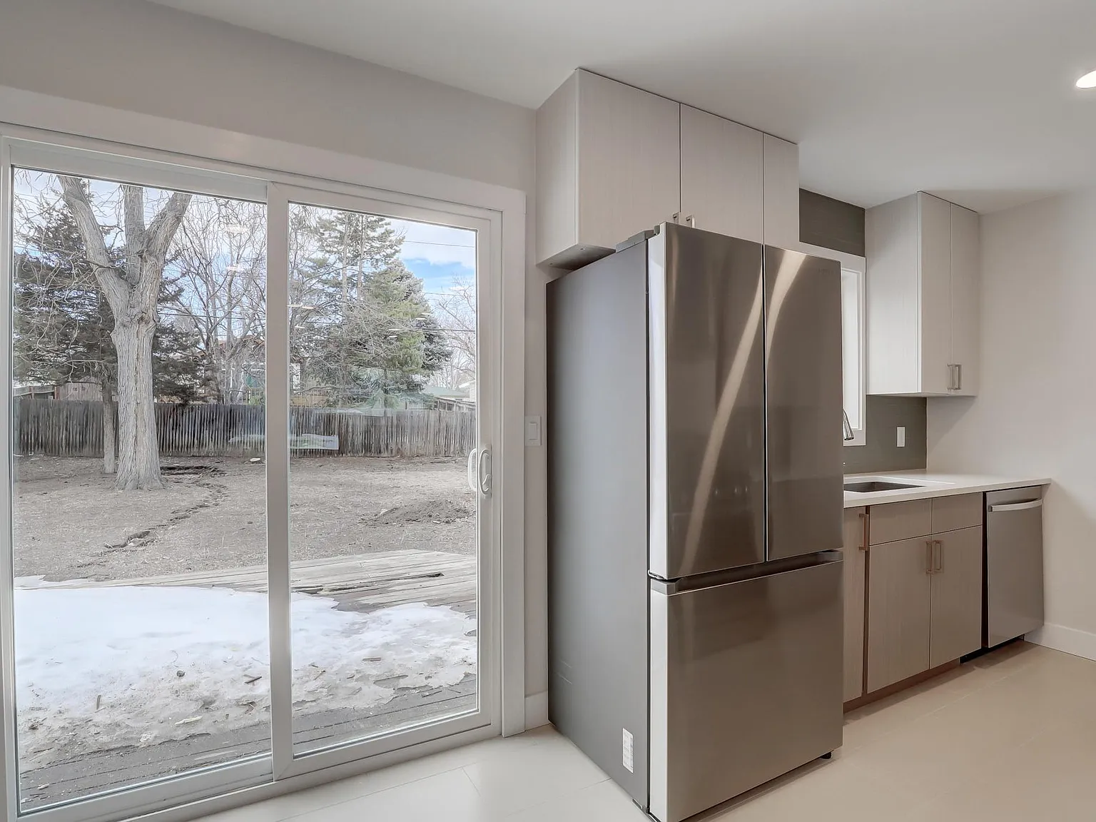 4 bed, 1626 sqft, $3,200 — Photo 3