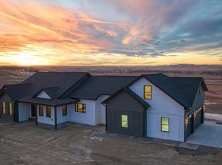 18 Lofty Ridge Ln, Moorcroft, WY 82721