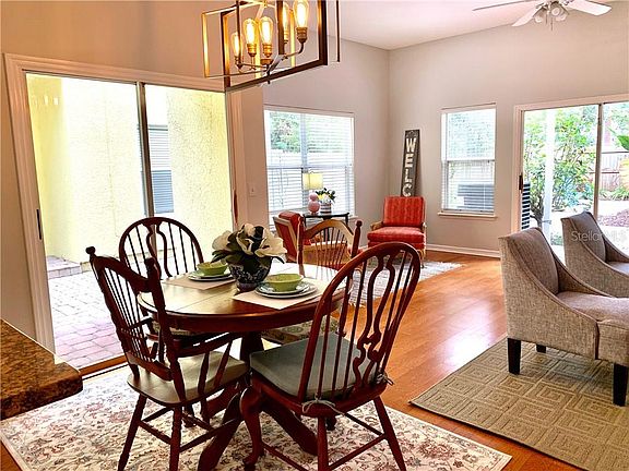 4th image of 1625 Park Lake St #3