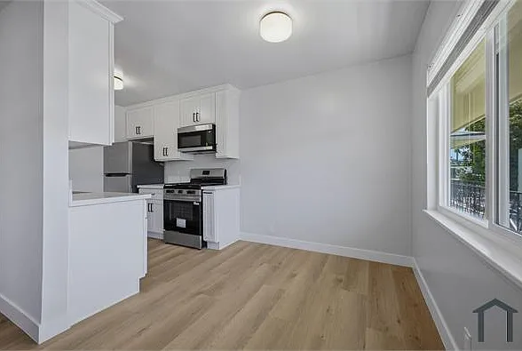 1511 Corinth Ave #7 — Photo 9