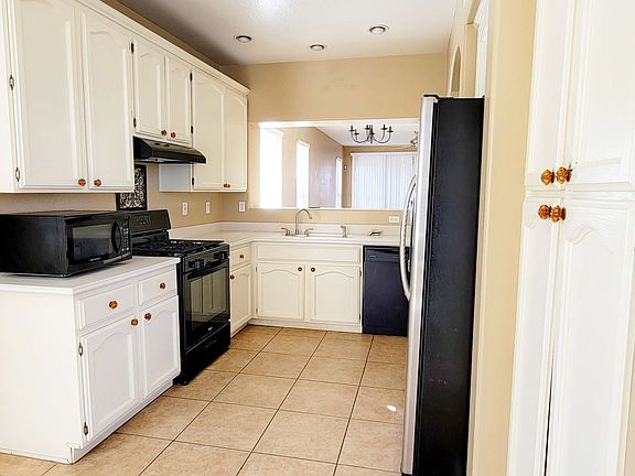 4th image of 8304 N 62nd Dr