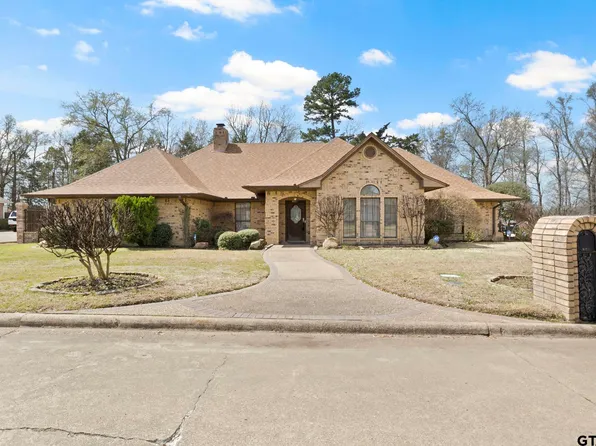205 Turnberry Cir, Mount Pleasant, TX 75455