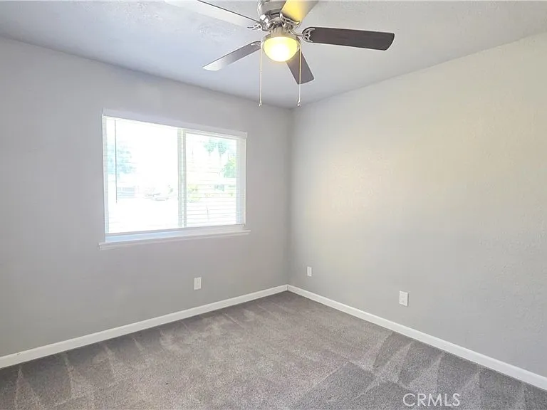 1546 Clock Ave — Photo 16