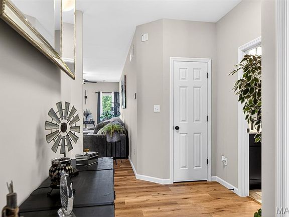 5th image of 2324 Matthias Close