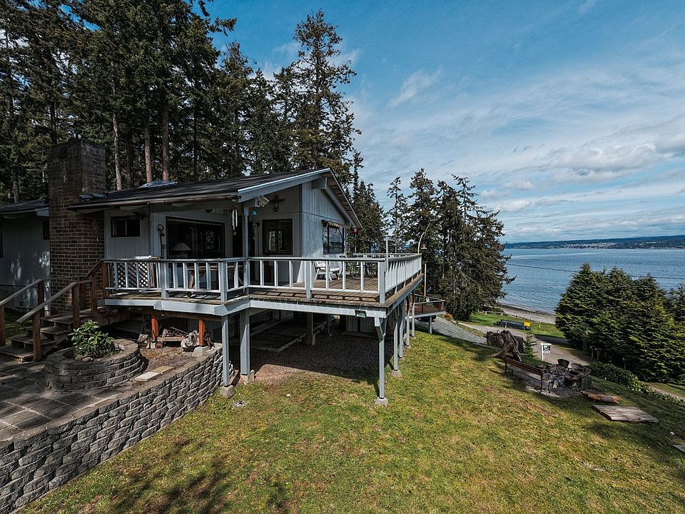 1st image of 744 Arbor Dr