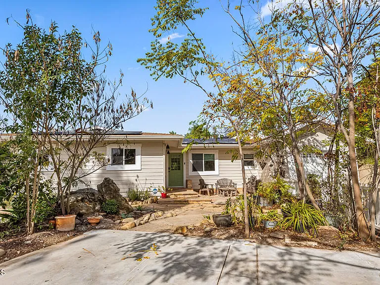 107 Alto Dr — Photo 13