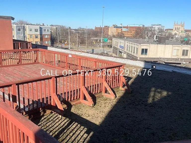 2404 Prospect Ave — Photo 7