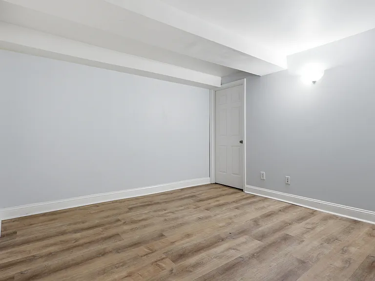 1345 Euclid St NW — Photo 12