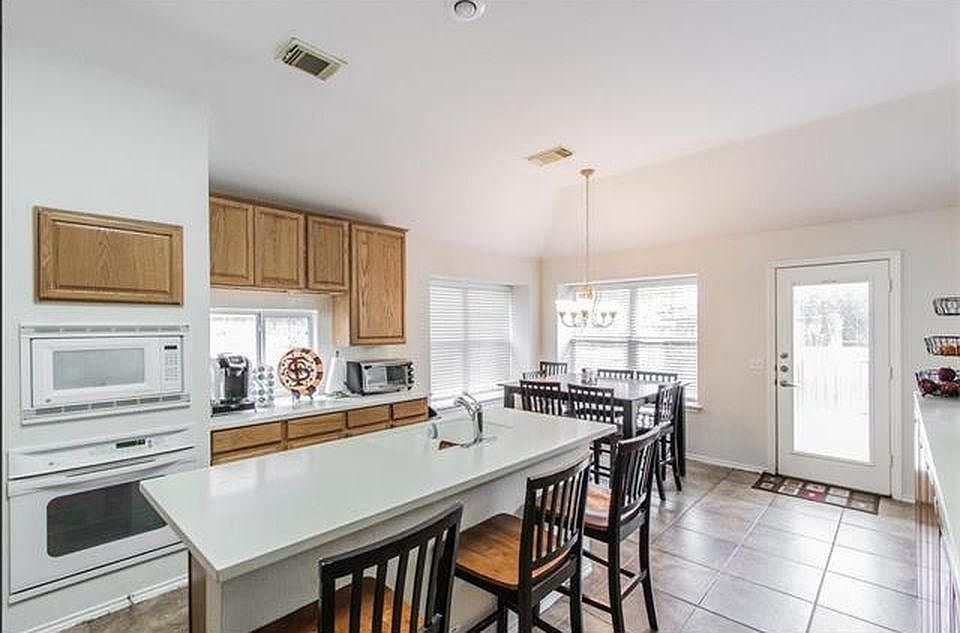 2243 Buena Vista Ln, Round Rock, TX 78665 Zillow