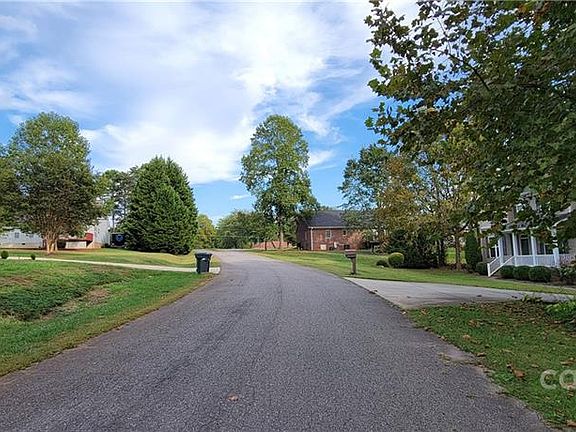 4th image of 117 Riverton Dr #4