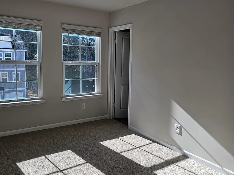 137 Simms Way — Photo 9