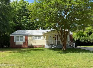 417 Decatur Rd, Jacksonville, NC 28540