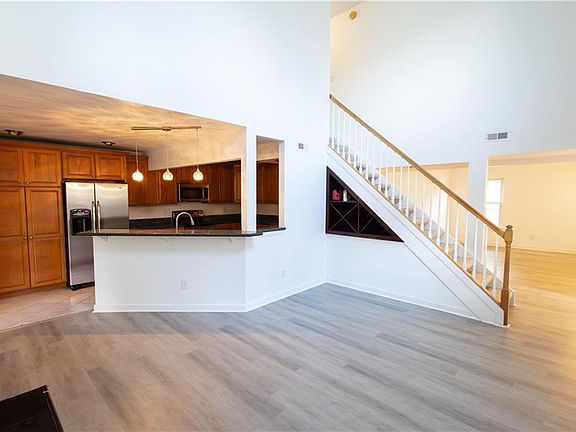 5th image of 3801 Mystic Cove Ct