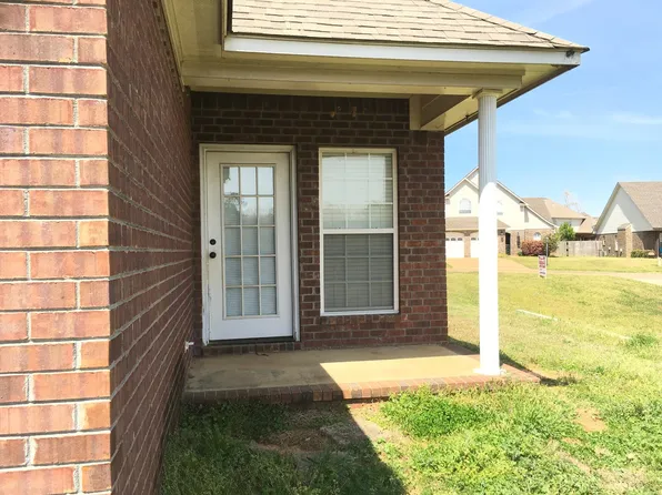 233 Forest Glen Dr, Oxford, MS 38655