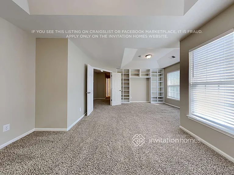 7017 Long Run Ln — Photo 11
